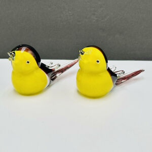 Hutschenreuther Antique Figurine Yellow Bird Lot of 2 German Porcelain 4”
